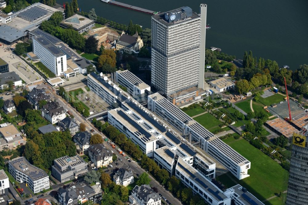 Bonn von oben - Hochhaus- Gebäude United Nations Campus Bonn am Platz der Vereinten Nationen im Ortsteil Beuel in Bonn im Bundesland Nordrhein-Westfalen, Deutschland