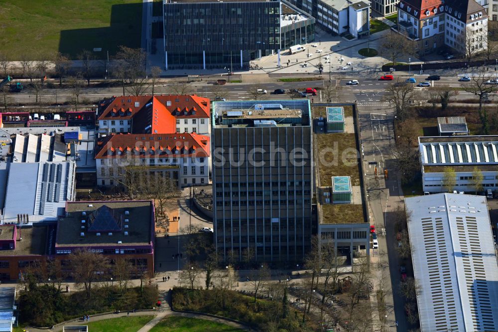 Karlsruhe von oben - Hochhaus- Gebäude der Universität KIT- Bibliothek in Karlsruhe im Bundesland Baden-Württemberg, Deutschland