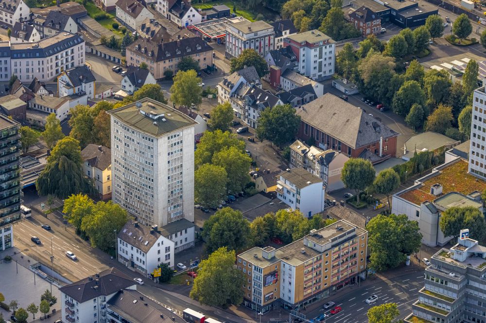 Luftbild Siegen - Hochhaus- Gebäude im Wohngebiet im Ortsteil Hammerhütte in Siegen im Bundesland Nordrhein-Westfalen, Deutschland