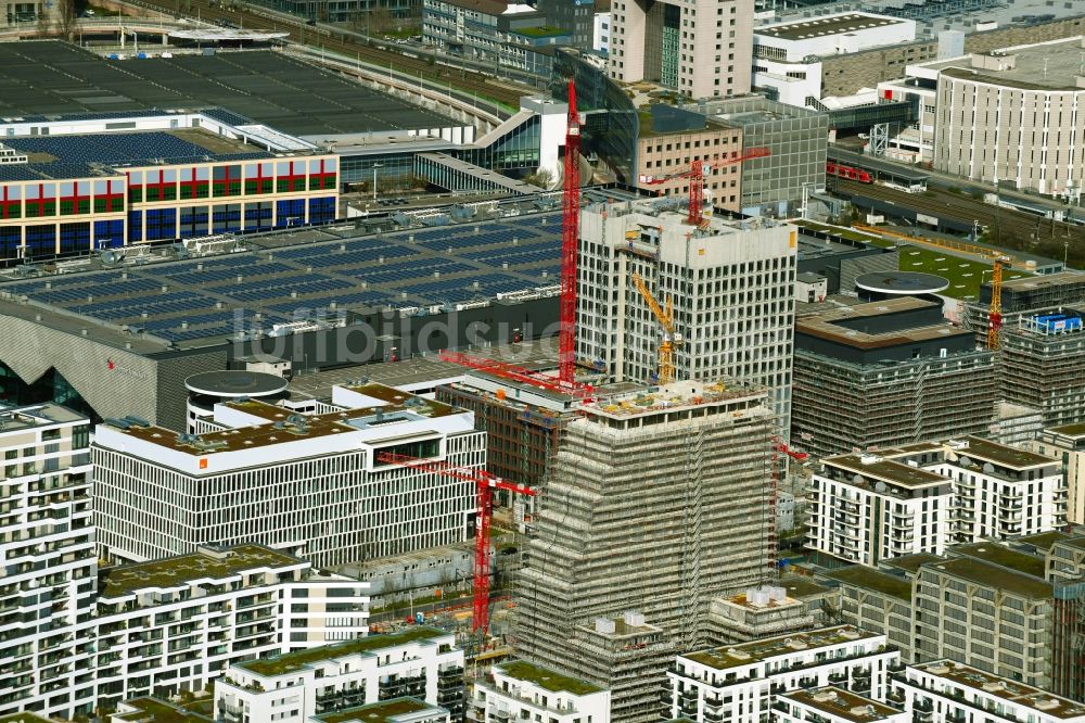 Frankfurt am Main aus der Vogelperspektive: Hochhaus- Gebäude im Wohngebiet SOLID Home im Ortsteil Gallus in Frankfurt am Main im Bundesland Hessen, Deutschland