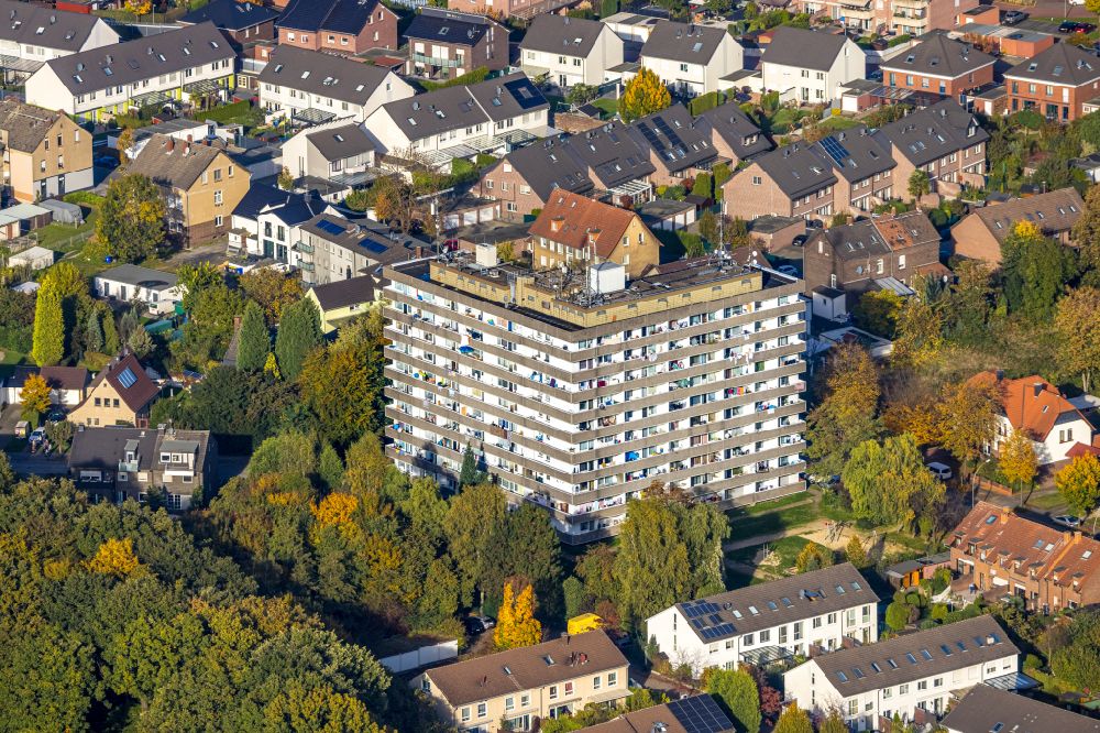 Luftbild Gladbeck - Hochhaus- Gebäude im Wohngebiet an der Steinstraße in Gladbeck im Bundesland Nordrhein-Westfalen, Deutschland