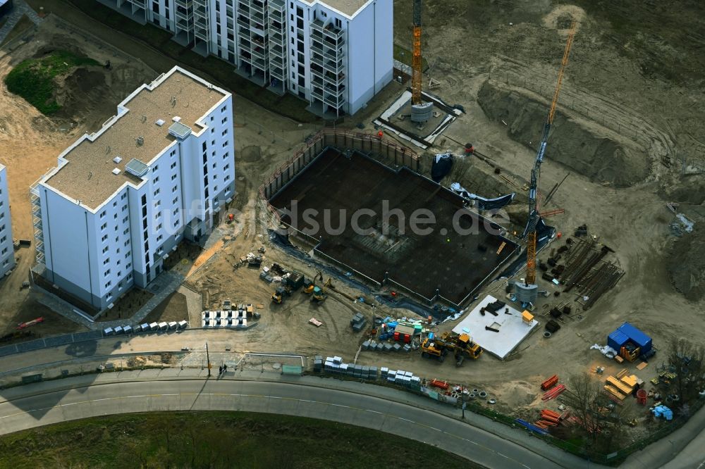 Luftaufnahme Berlin - Hochhaus- Neubau Wuhletaler Fenster im Ortsteil Marzahn in Berlin, Deutschland
