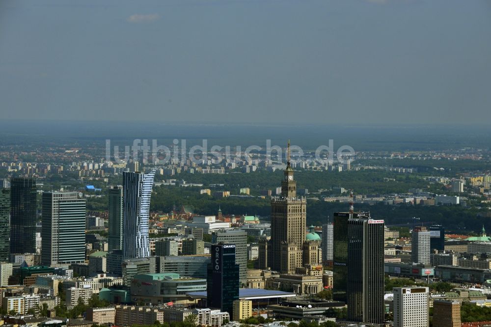 Warschau von oben - Hochhaus- Skyline im Stadtzentrum der Hauptstadt Warschau in Polen