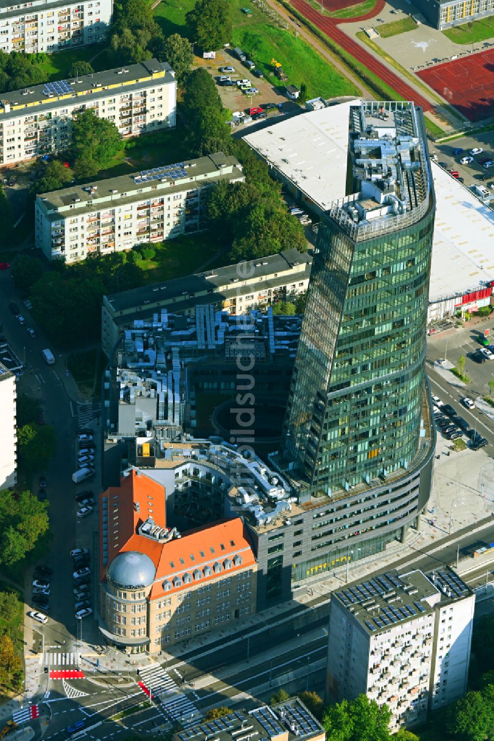 Szczecin - Stettin von oben - Hochhausgebäude Hanza Tower in Szczecin - Stettin in Woiwodschaft Westpommern, Polen