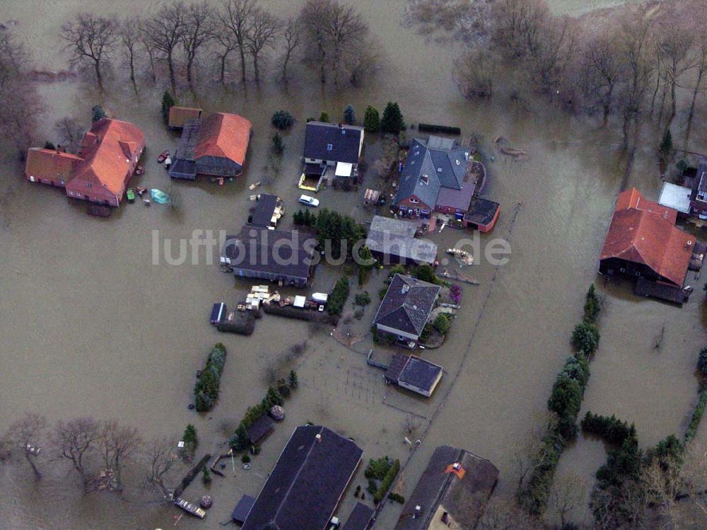 Luftaufnahme Bleckede - Hochwasser in Bleckede / Niedersachsen