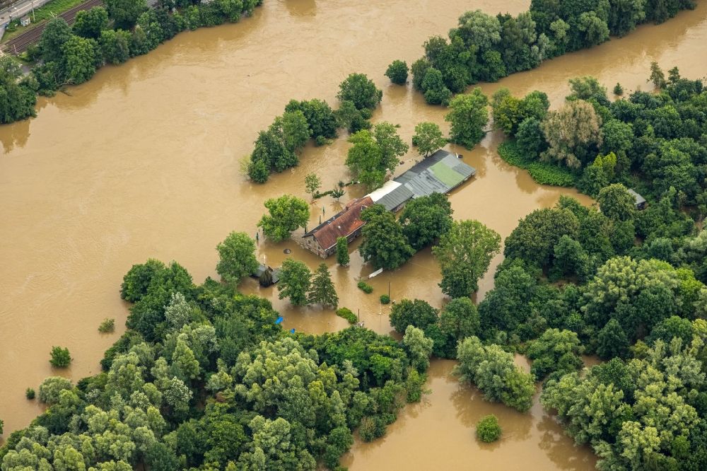 Luftbild Essen - Hochwasserschäden der Flutkatastrophe am Fährhaus Rote Mühle in Essen im Bundesland Nordrhein-Westfalen, Deutschland