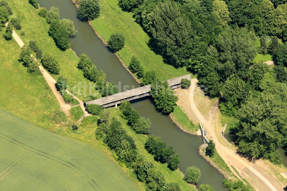 Sömmerda von oben - Holzbrücke über die Unstrut in Sömmerda im Bundesland Thüringen