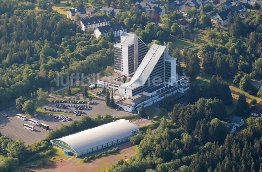 Oberhof aus der Vogelperspektive: Hotelanlage Ahorn Panorama in Oberhof im Bundesland Thüringen, Deutschland