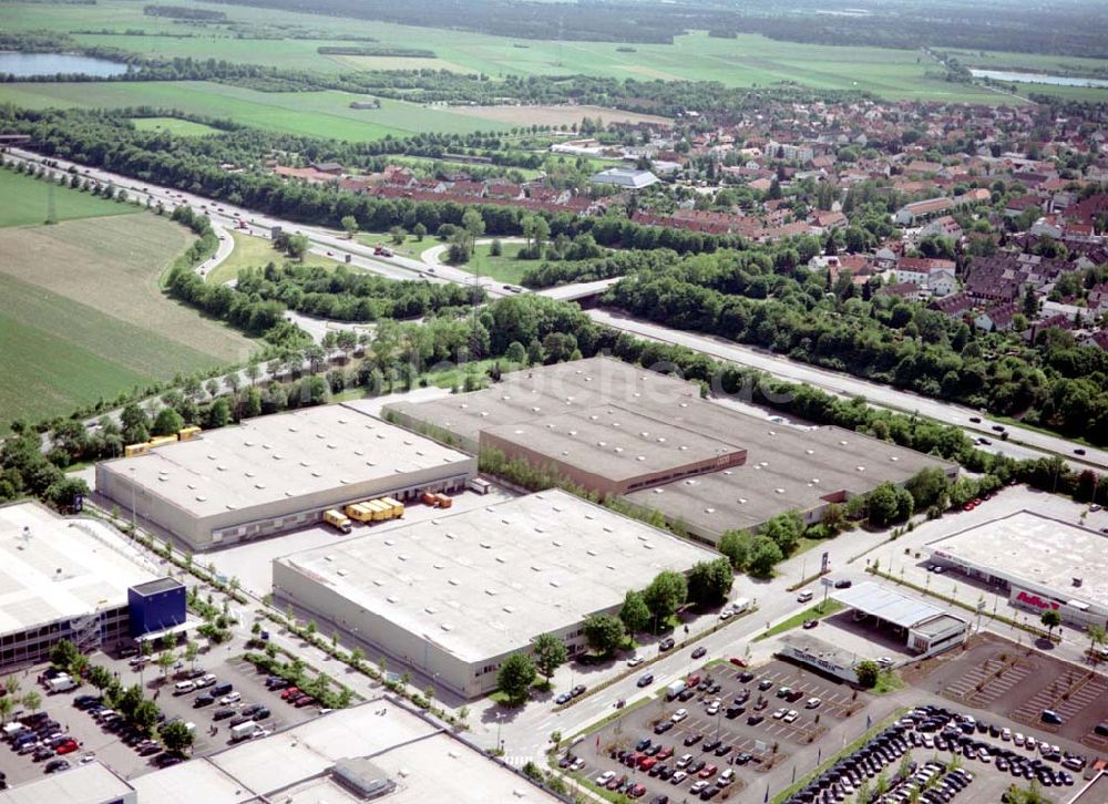 Eching bei München von oben - IKEA - Einrichtungshaus und vermietete Grundstücke bei Eching im Gewerbegebiet Ost an der Autobahn A9.