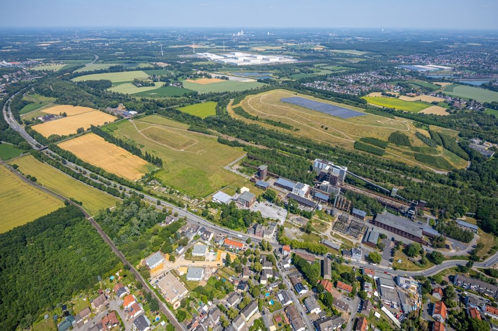 Luftaufnahme Dortmund - Industrie- Denkmal der ehemaligen Kokerei Hansa in Dortmund im Bundesland Nordrhein-Westfalen, Deutschland