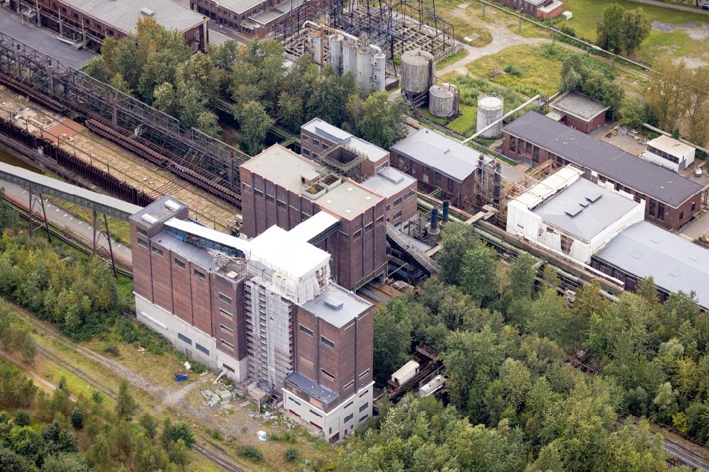 Dortmund von oben - Industrie- Denkmal der ehemaligen Kokerei Hansa in Dortmund im Bundesland Nordrhein-Westfalen, Deutschland