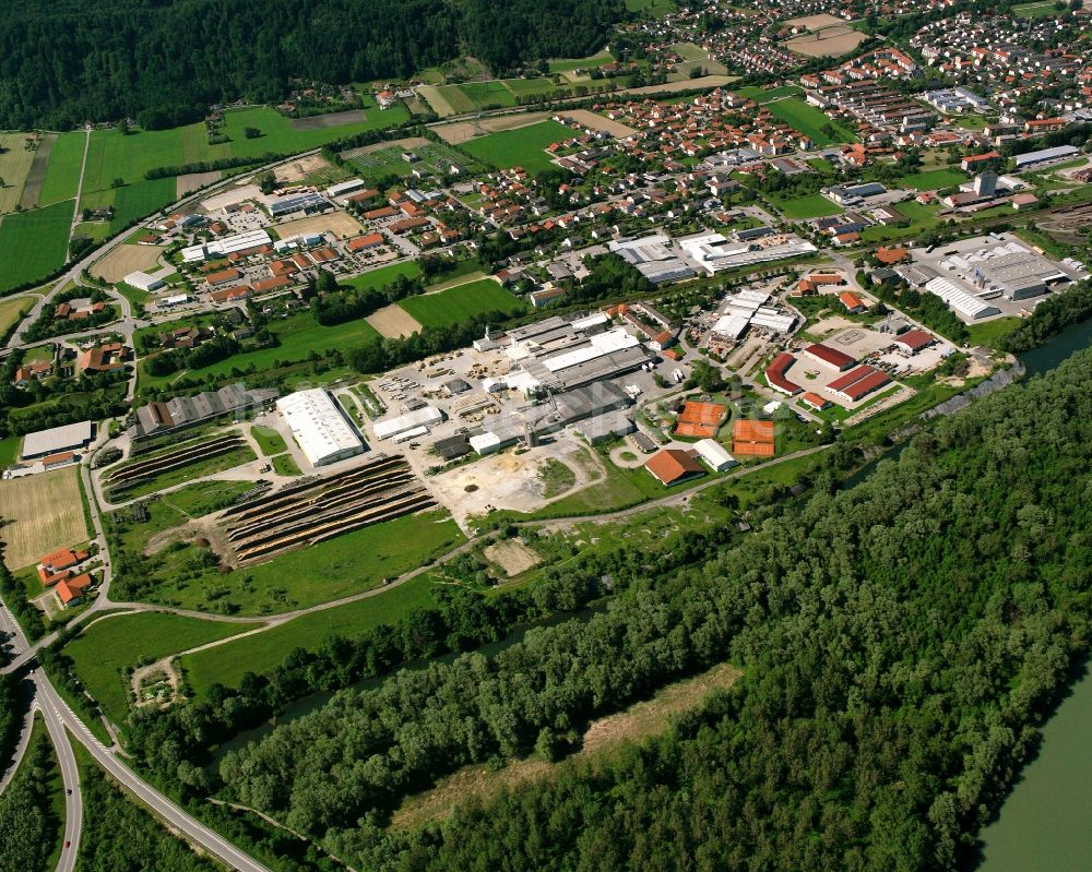 Atzing von oben - Industrie- und Gewerbegebiet in Atzing im Bundesland Bayern, Deutschland