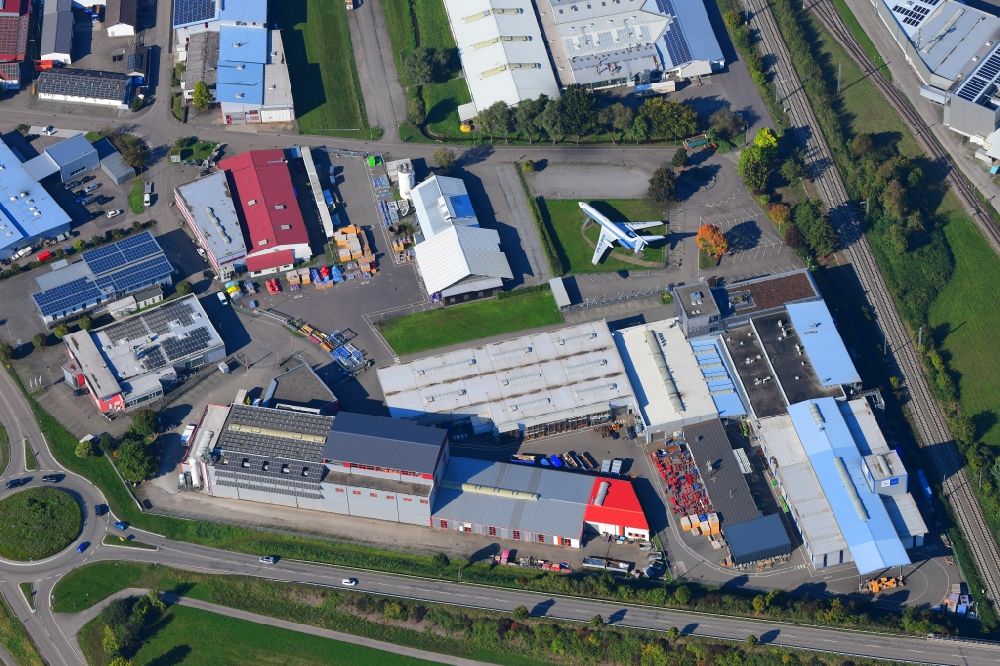 Luftaufnahme Biberach - Industrie- und Gewerbegebiet in Biberach im Bundesland Baden-Württemberg, Deutschland