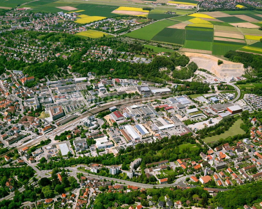 Luftaufnahme Biberach an der Riß - Industrie- und Gewerbegebiet in Biberach an der Riß im Bundesland Baden-Württemberg, Deutschland