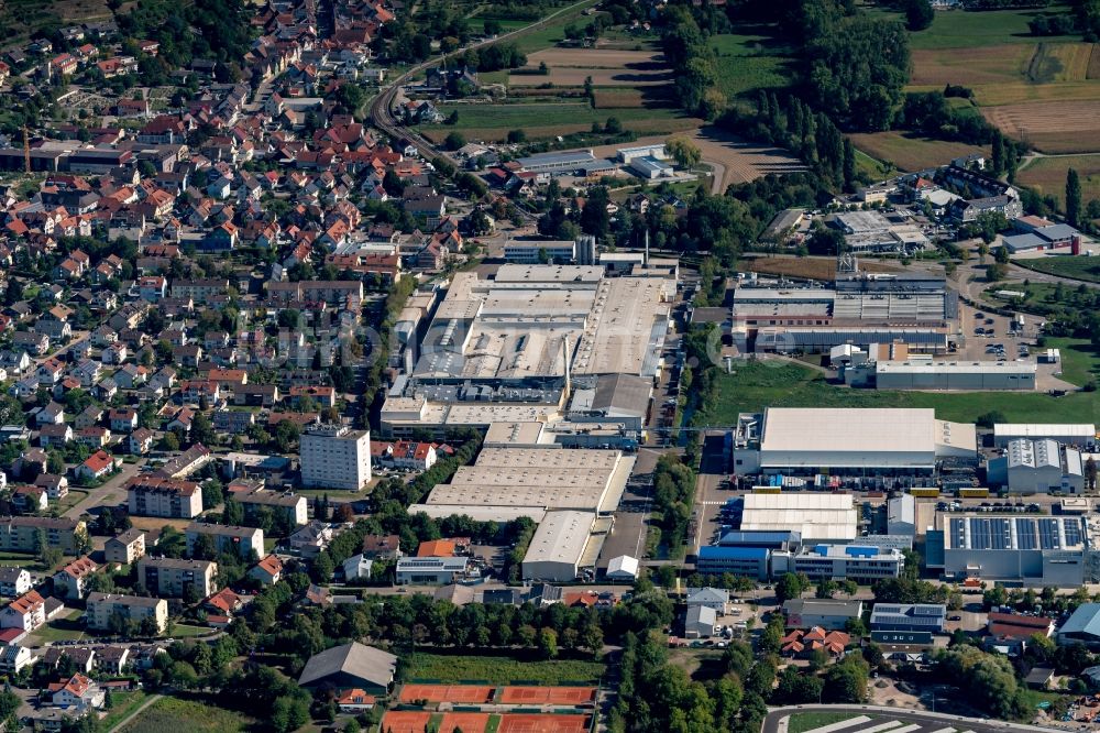 Bötzingen aus der Vogelperspektive: Industrie- und Gewerbegebiet in Bötzingen im Bundesland Baden-Württemberg, Deutschland