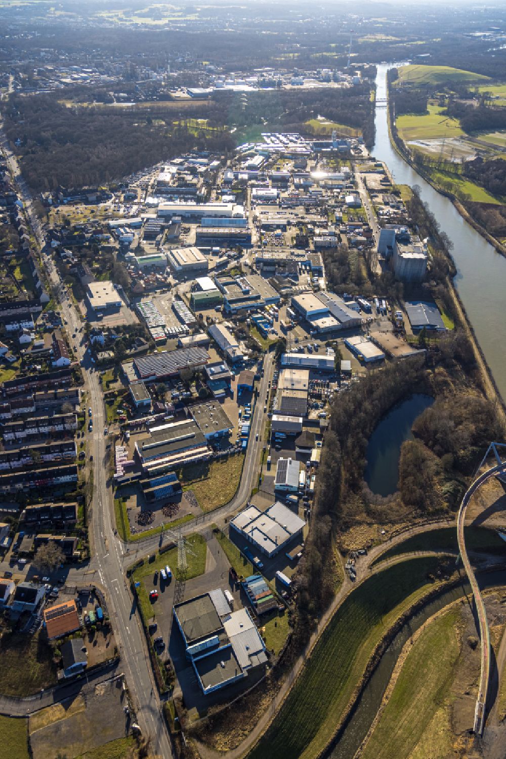 Castrop-Rauxel aus der Vogelperspektive: Industrie- und Gewerbegebiet in Castrop-Rauxel im Bundesland Nordrhein-Westfalen, Deutschland