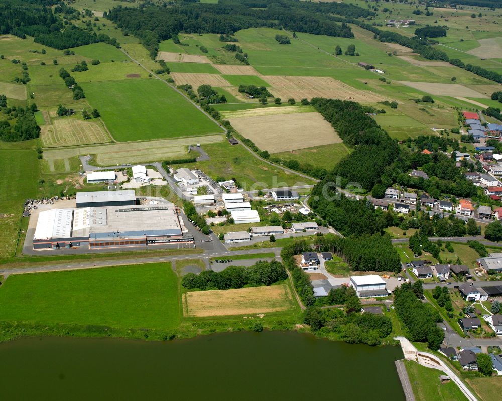 Luftaufnahme Driedorf - Industrie- und Gewerbegebiet in Driedorf im Bundesland Hessen, Deutschland