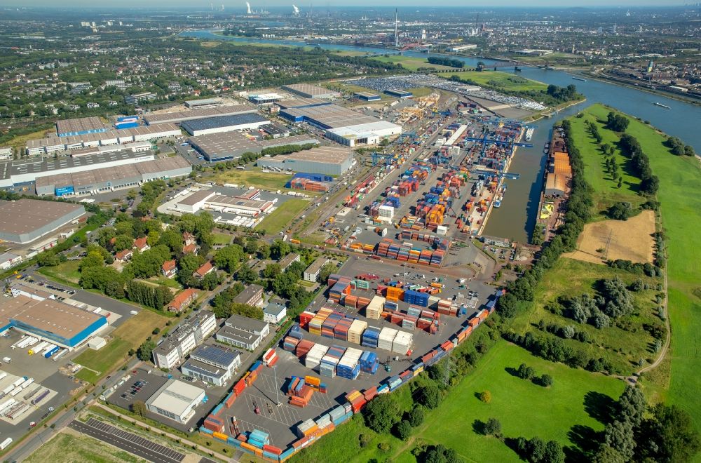 Luftaufnahme Duisburg - Industrie- und Gewerbegebiet in Duisburg im Bundesland Nordrhein-Westfalen
