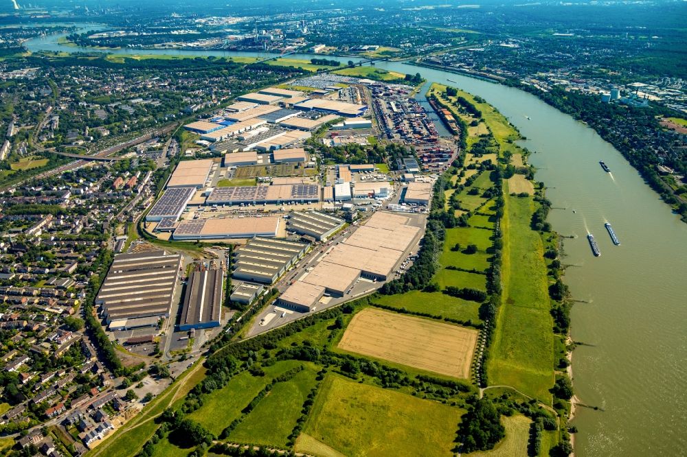 Luftaufnahme Duisburg - Industrie- und Gewerbegebiet in Duisburg im Bundesland Nordrhein-Westfalen, Deutschland