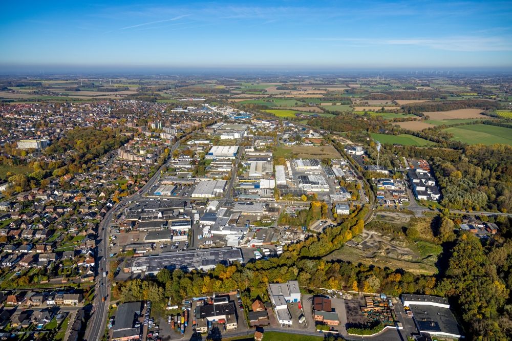 Luftaufnahme Hamm - Industrie- und Gewerbegebiet entlang der Römerstraße im Ortsteil Bockum-Hövel in Hamm im Bundesland Nordrhein-Westfalen, Deutschland