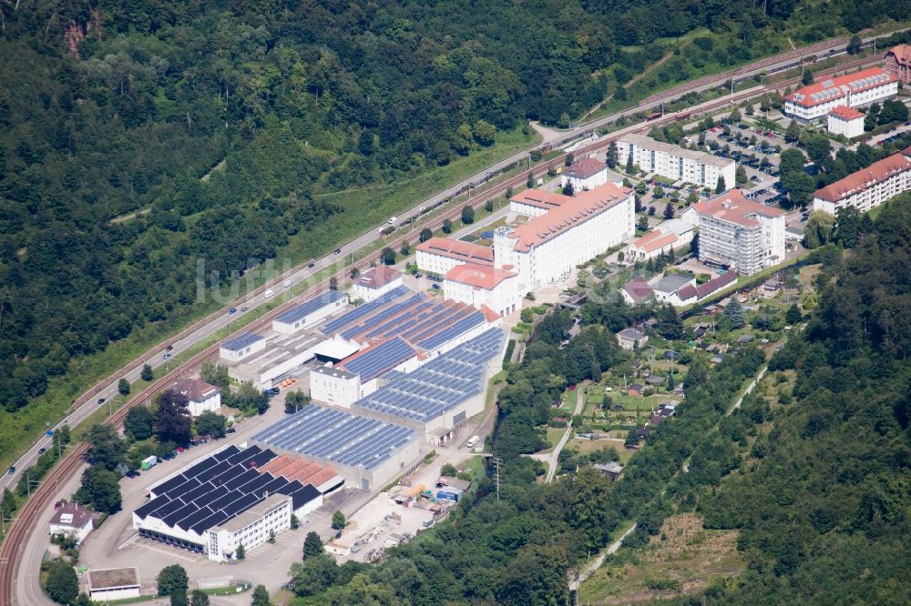 Ettlingen von oben - Industrie- und Gewerbegebiet in Ettlingen im Bundesland Baden-Württemberg