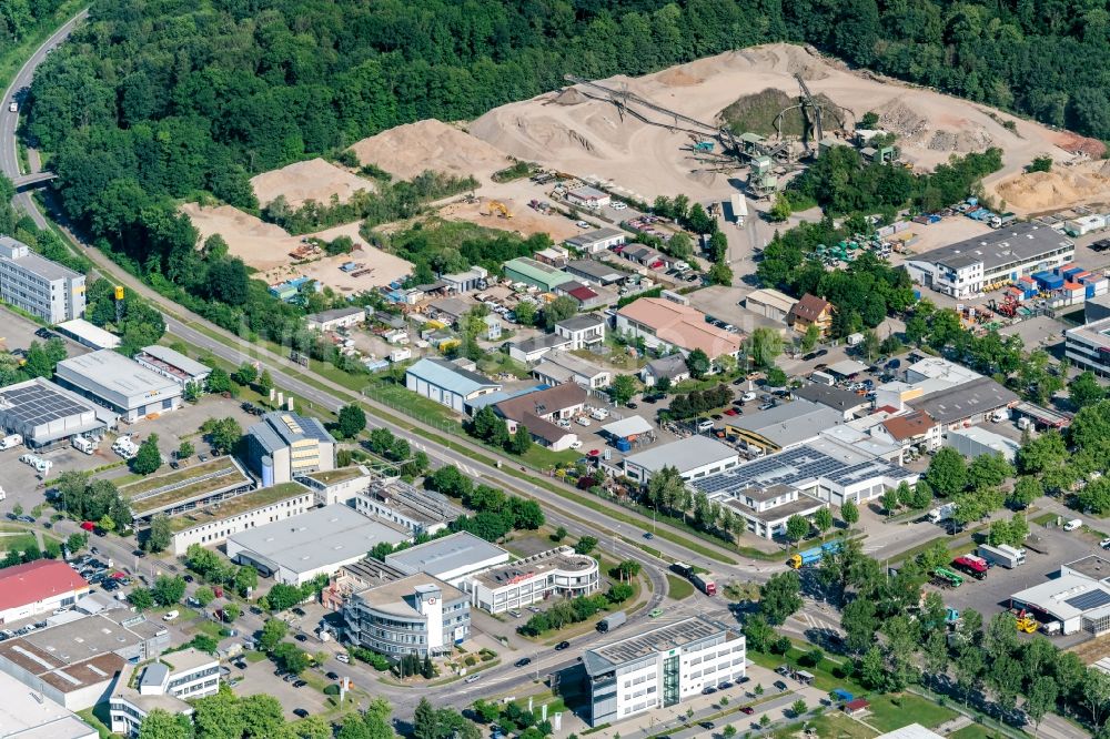 Luftbild Freiburg im Breisgau - Industrie- und Gewerbegebiet in Freiburg im Breisgau im Bundesland Baden-Württemberg, Deutschland