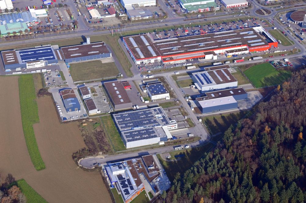Luftaufnahme Singen (Hohentwiel) - Industrie- und Gewerbegebiet an der Georg-Fischer-Straße in Singen (Hohentwiel) im Bundesland Baden-Württemberg, Deutschland
