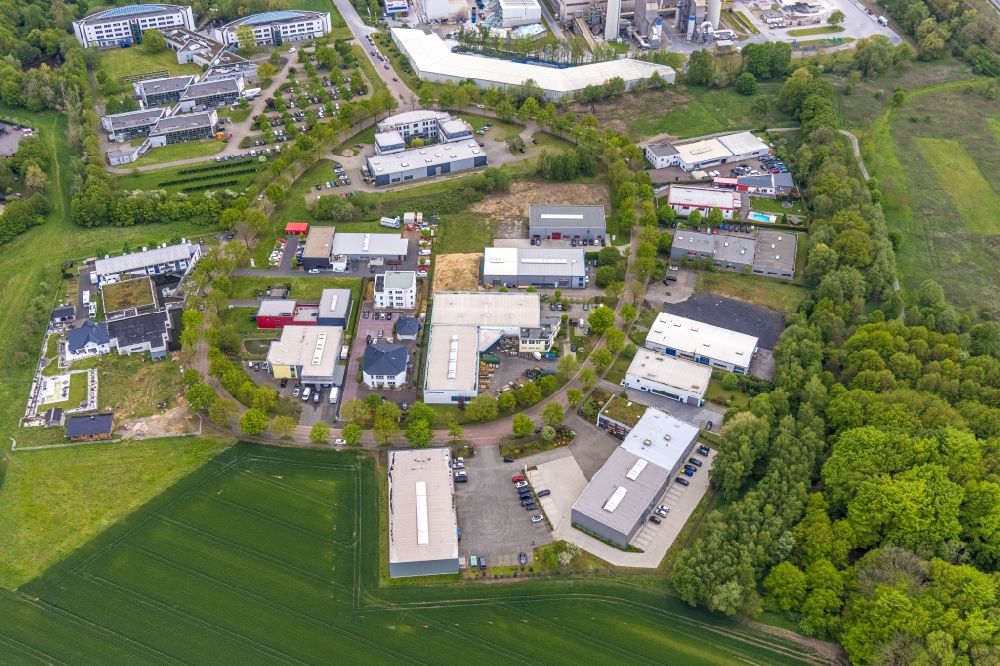 Gladbeck von oben - Industrie- und Gewerbegebiet in Gladbeck im Bundesland Nordrhein-Westfalen, Deutschland