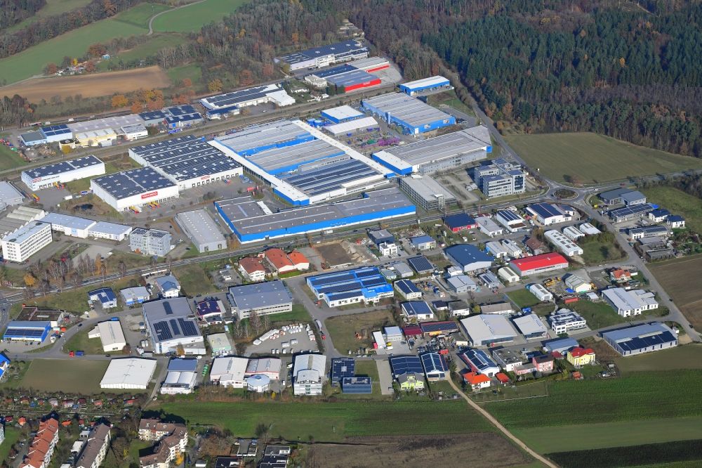 Gottmadingen aus der Vogelperspektive: Industrie- und Gewerbegebiet in Gottmadingen im Bundesland Baden-Württemberg, Deutschland