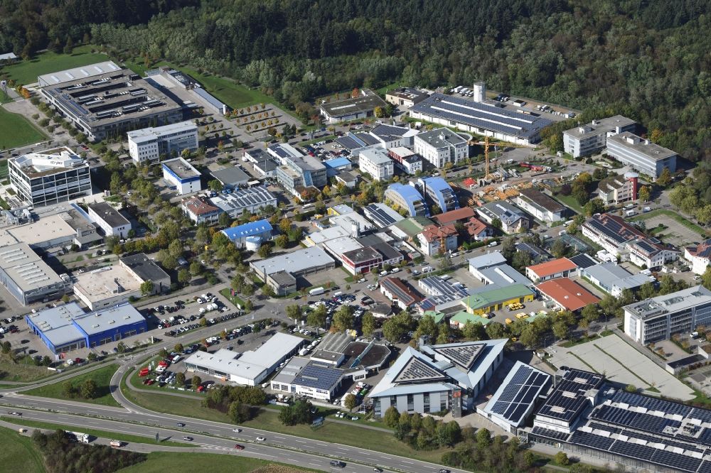 Luftbild Freiburg im Breisgau - Industrie- und Gewerbegebiet Haid in Freiburg im Breisgau im Bundesland Baden-Württemberg, Deutschland