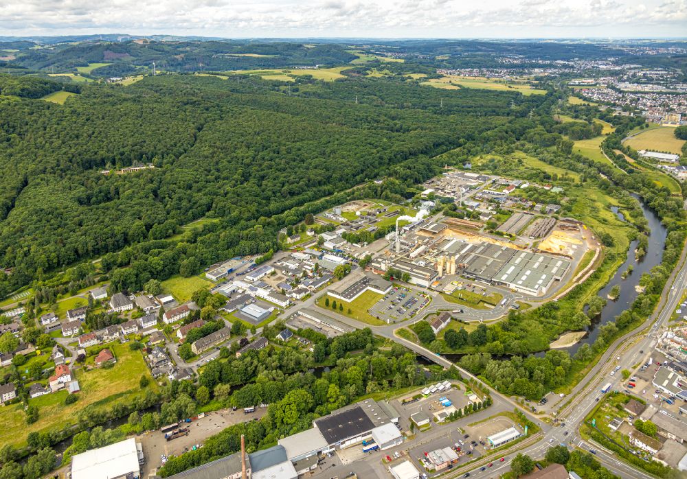 Luftaufnahme Arnsberg - Industrie- und Gewerbegebiet an der Hammersweide in Arnsberg im Bundesland Nordrhein-Westfalen, Deutschland