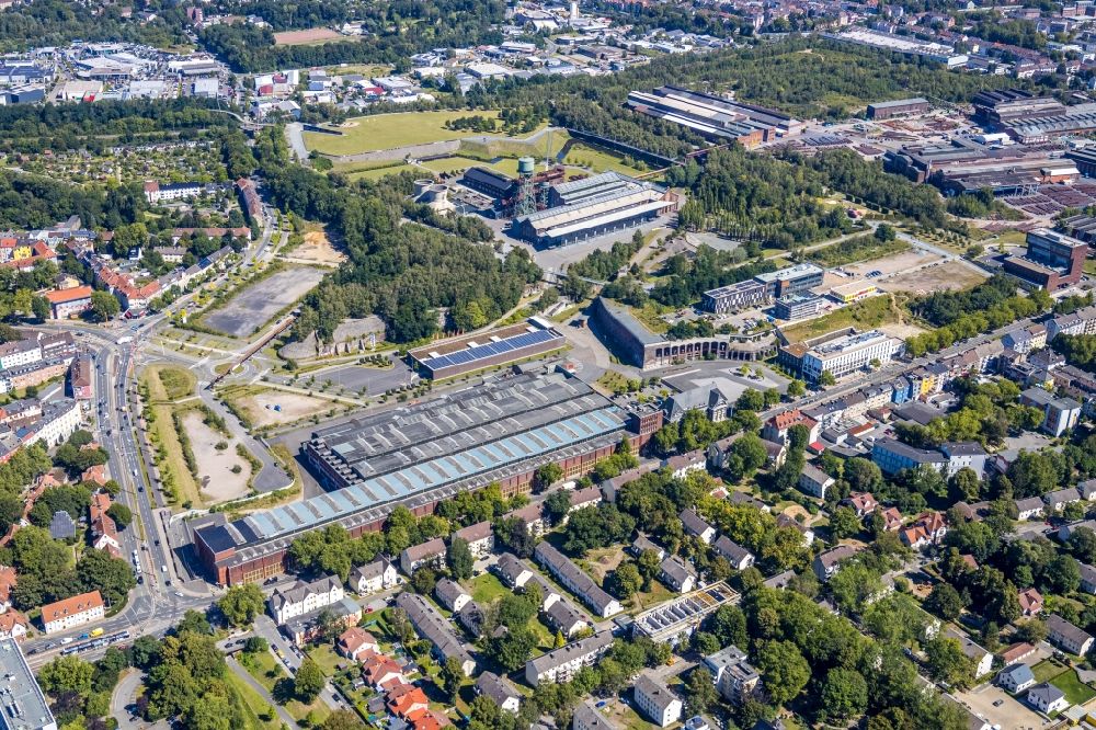 Luftbild Bochum - Industrie- und Gewerbegebiet mit der Jahrhunderthalle zwischen Bessemerstraße - Alleestraße - Obere Stahlindustrie in Bochum im Bundesland Nordrhein-Westfalen, Deutschland