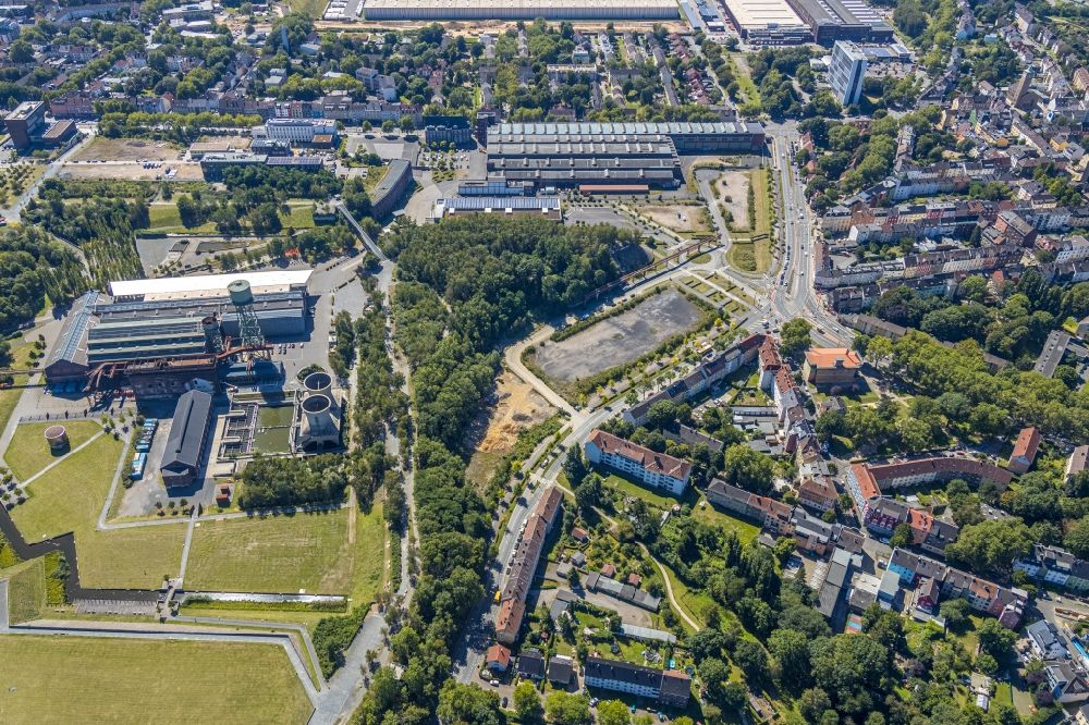Luftbild Bochum - Industrie- und Gewerbegebiet mit der Jahrhunderthalle zwischen Bessemerstraße - Alleestraße - Obere Stahlindustrie in Bochum im Bundesland Nordrhein-Westfalen, Deutschland