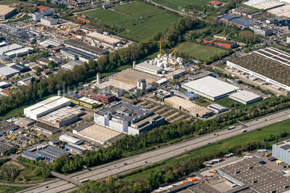 Karlsruhe von oben - Industrie- und Gewerbegebiet in Karlsruhe Nord im Bundesland Baden-Württemberg, Deutschland