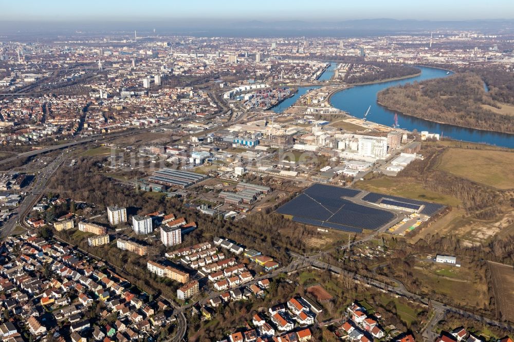 Luftbild Ludwigshafen am Rhein - Industrie- und Gewerbegebiet in Ludwigshafen am Rhein im Bundesland Rheinland-Pfalz, Deutschland