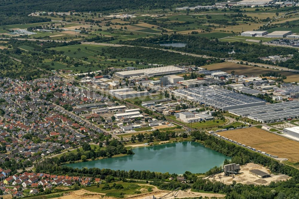 Muggensturm von oben - Industrie- und Gewerbegebiet in Muggensturm im Bundesland Baden-Württemberg, Deutschland