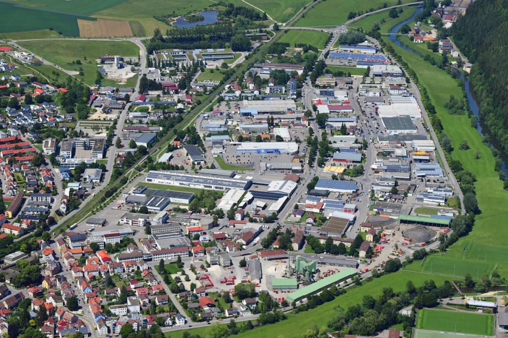 Luftaufnahme Tuttlingen - Industrie- und Gewerbegebiet Nord in Tuttlingen im Bundesland Baden-Württemberg, Deutschland