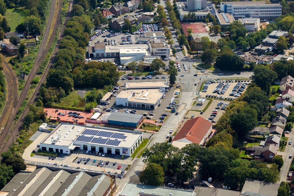 Luftbild Dinslaken - Industrie- und Gewerbegebiet im Ortsteil Eppinghoven in Dinslaken im Bundesland Nordrhein-Westfalen, Deutschland