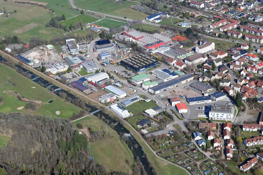 Schopfheim aus der Vogelperspektive: Industrie- und Gewerbegebiet im Ortsteil Fahrnau in Schopfheim im Bundesland Baden-Württemberg, Deutschland