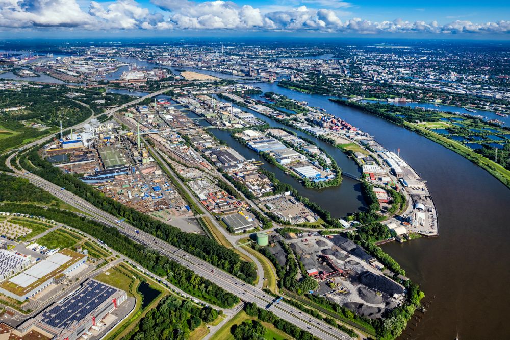 Luftbild Hamburg - Industrie- und Gewerbegebiet an der Peutestraße - Hovestraße - Müggenburger Hauptdeich im Ortsteil Veddel in Hamburg, Deutschland