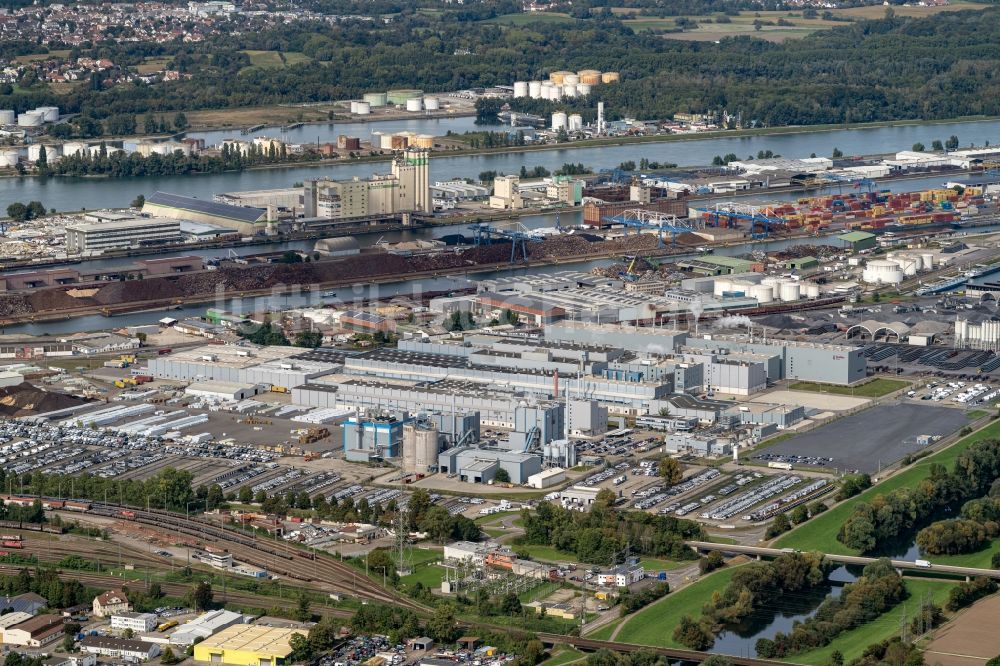 Kehl von oben - Industrie- und Gewerbegebiet am Rheinhafen in Kehl im Bundesland Baden-Württemberg, Deutschland