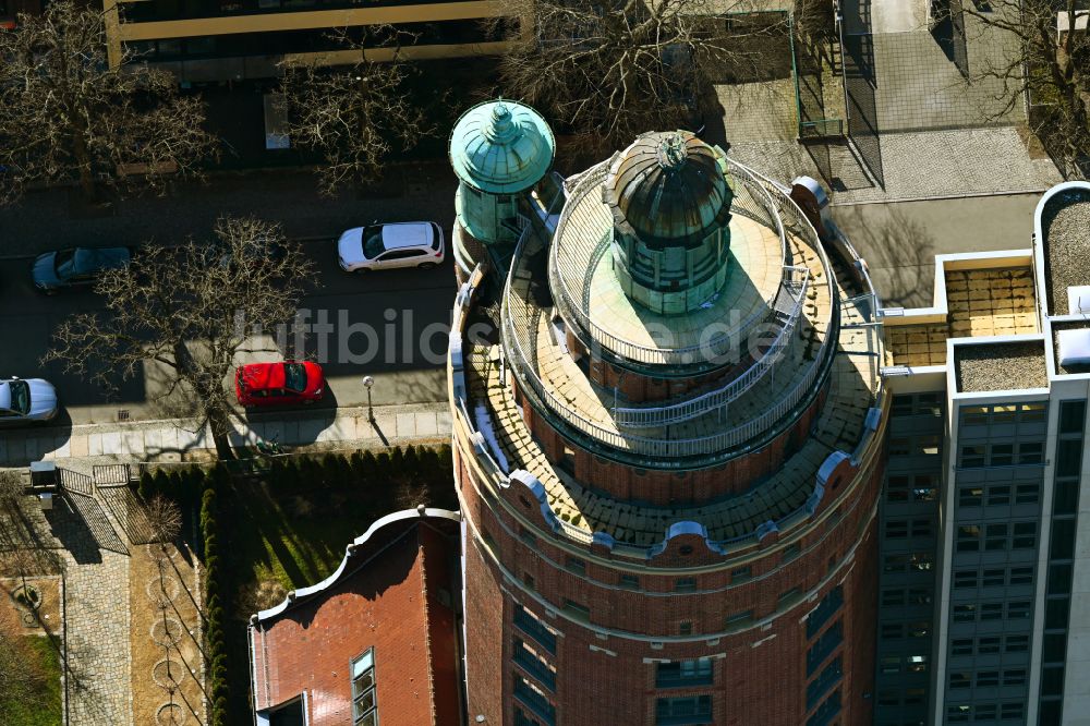 Berlin aus der Vogelperspektive: Industriedenkmal Wasserturm in Berlin, Deutschland