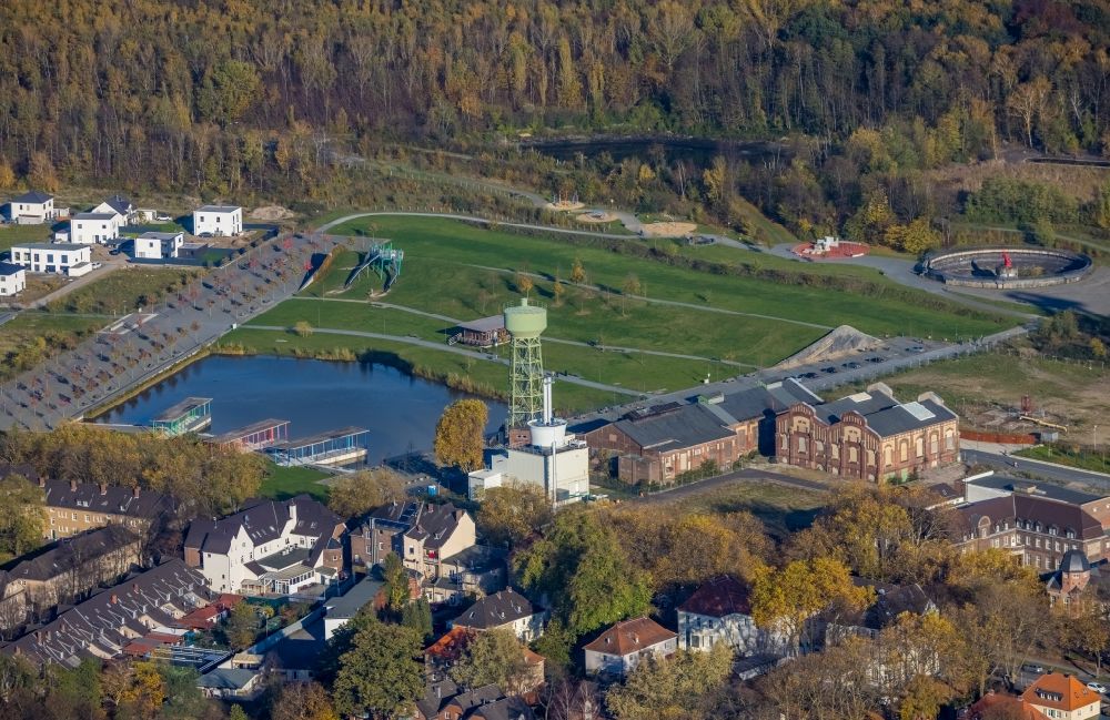 Luftaufnahme Dinslaken - Industriedenkmal Wasserturm in Dinslaken im Bundesland Nordrhein-Westfalen, Deutschland