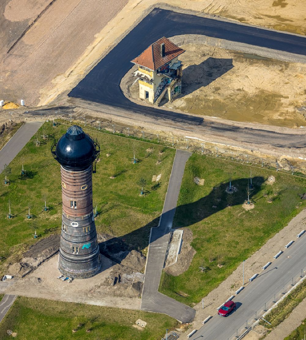 Luftbild Duisburg - Industriedenkmal Wasserturm in Duisburg im Bundesland Nordrhein-Westfalen, Deutschland