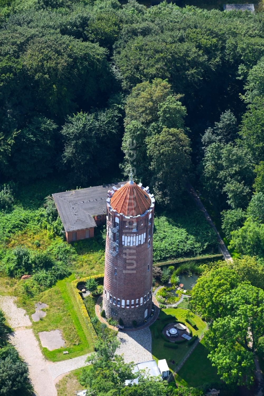 Luftbild Flensburg - Industriedenkmal Wasserturm in Flensburg im Bundesland Schleswig-Holstein, Deutschland