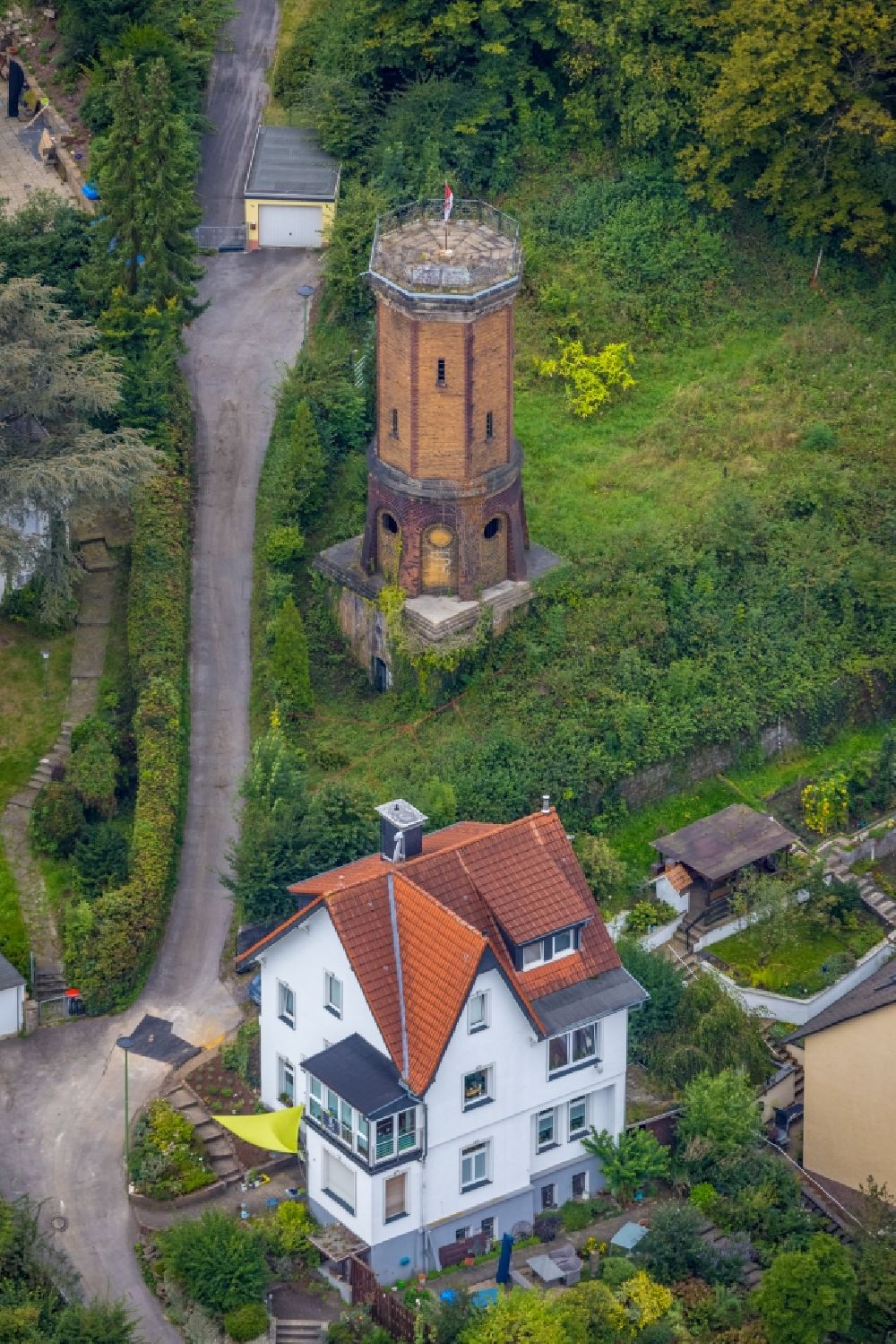 Hagen von oben - Industriedenkmal Wasserturm in Hagen im Bundesland Nordrhein-Westfalen, Deutschland