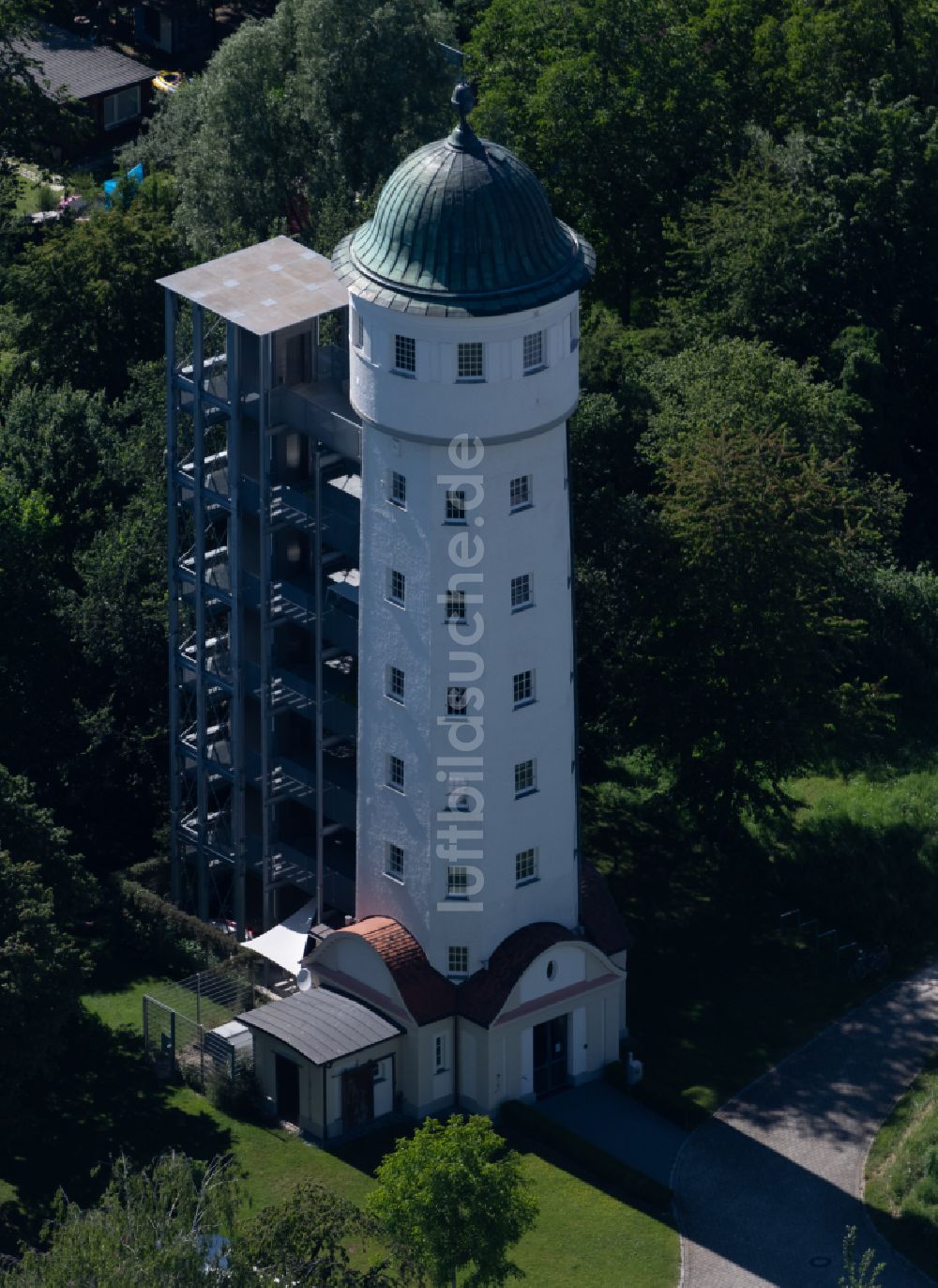 Konstanz aus der Vogelperspektive: Industriedenkmal Wasserturm in Konstanz im Bundesland Baden-Württemberg, Deutschland
