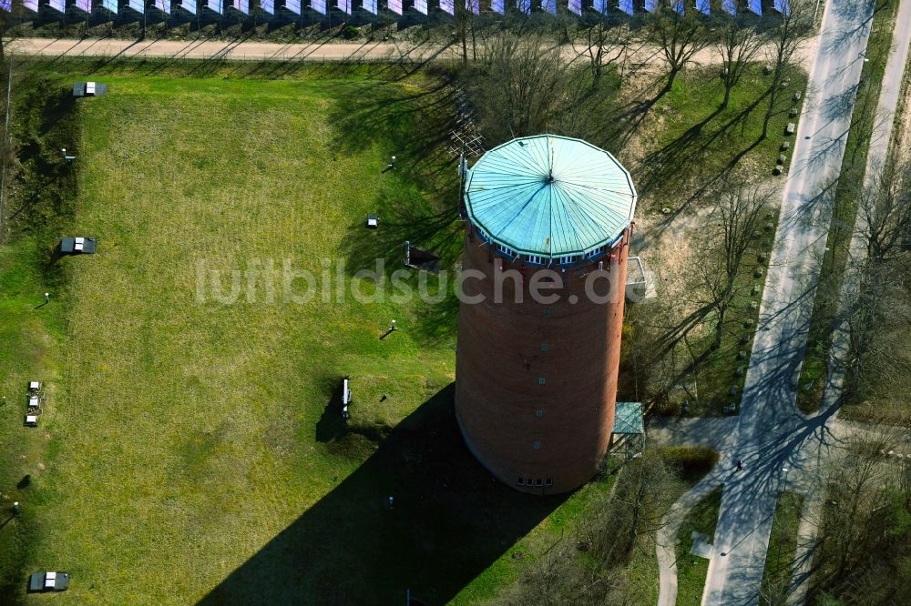 Ludwigsburg von oben - Industriedenkmal Wasserturm in Ludwigsburg im Bundesland Baden-Württemberg, Deutschland