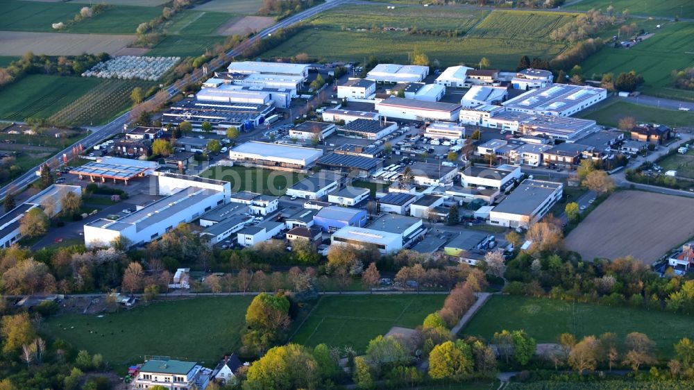 Luftaufnahme Troisdorf - Industriegebiet in Bergheim im Bundesland Nordrhein-Westfalen, Deutschland