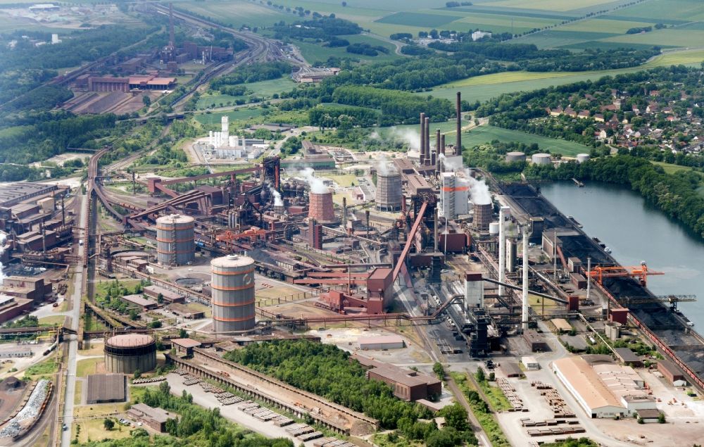 Luftaufnahme Salzgitter Industriegebiet des Stahlwerkes der Salzgitter AG in Salzgitter im 